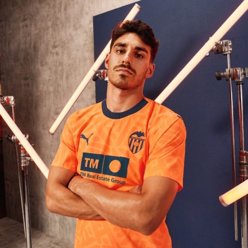 Puma Valencia 2023/24 Men's Third Shirt - Image 3